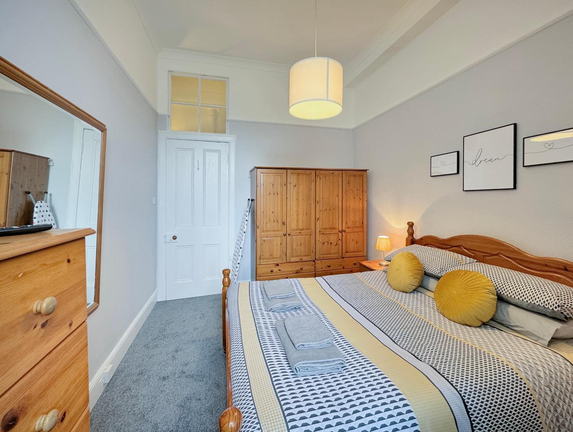 אובאן Hayfield Apartment מראה חיצוני תמונה